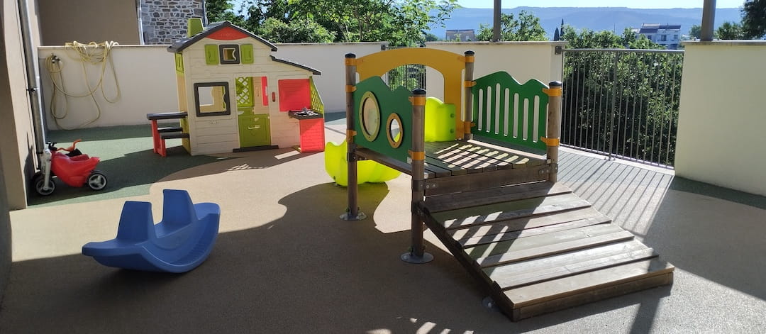 Crèche Aubenas : La Ronde des âges